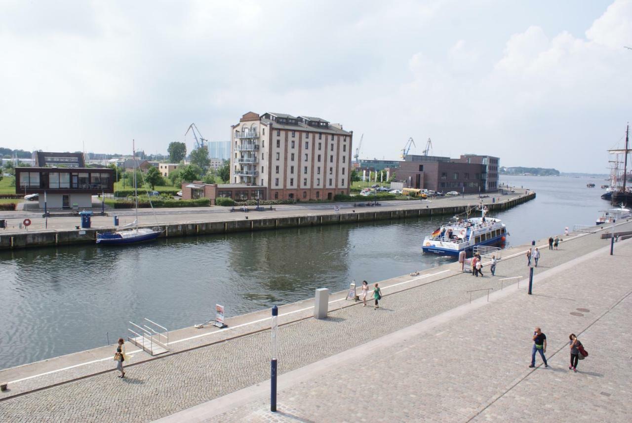 Kaikante Mit Meerblick, Balkon & Parkplatz Am Hafen - Abc155 By AbcWißmar Dış mekan fotoğraf
